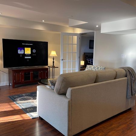 Cozy Lovely Ravine Facing Suite. Mississauga Dış mekan fotoğraf
