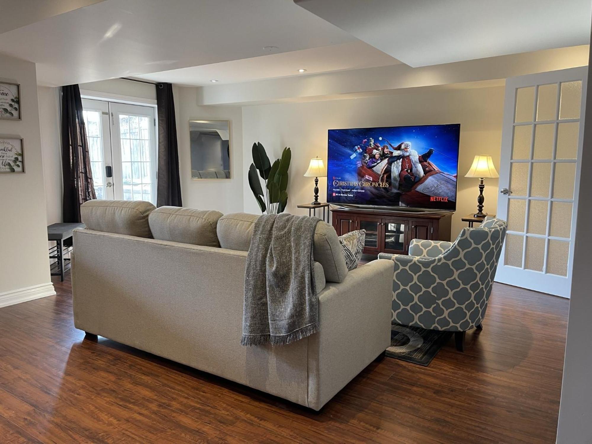 Cozy Lovely Ravine Facing Suite. Mississauga Dış mekan fotoğraf
