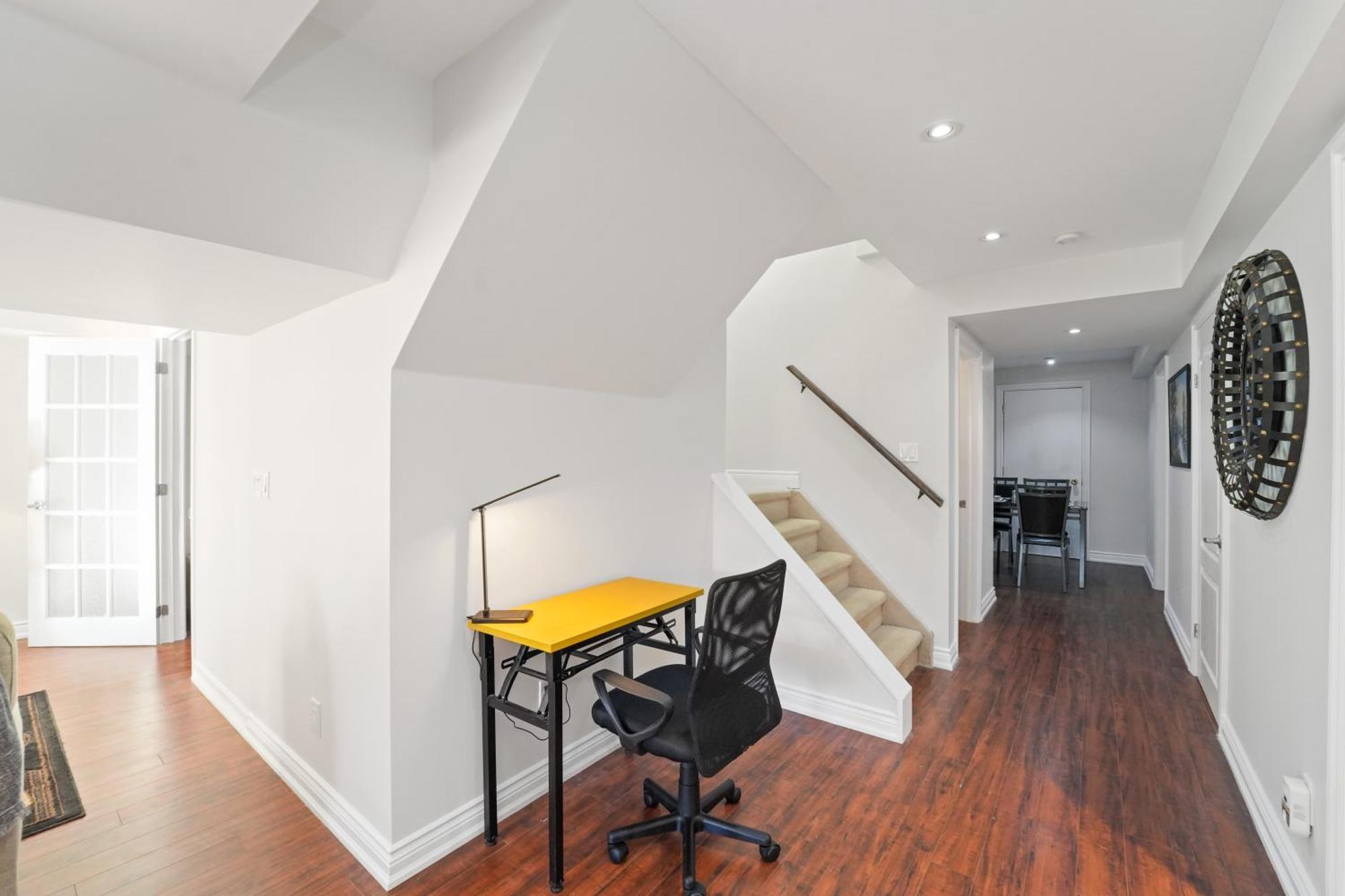 Cozy Lovely Ravine Facing Suite. Mississauga Dış mekan fotoğraf